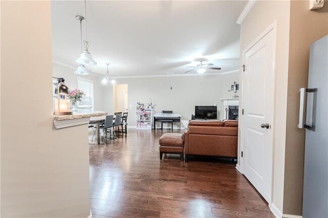 Photo - 801 Village Field Ct NW