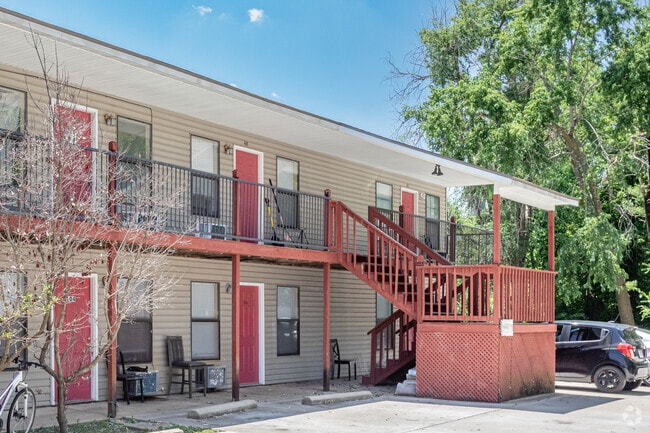Photo - 1706 Powell St