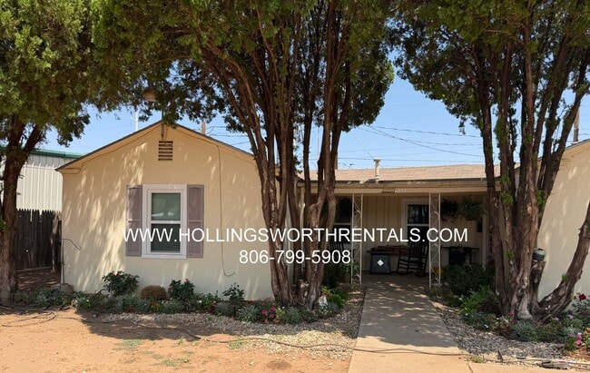 4618 35th St Unit -B