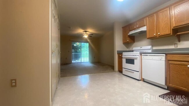 Photo - 163 Liddle Ave