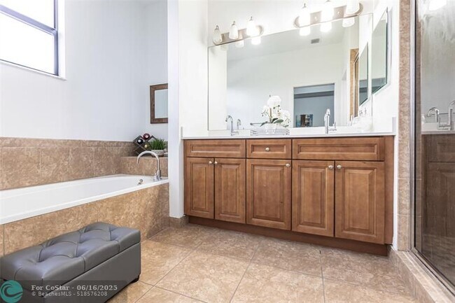 Photo - 4851 NW 57th Ct