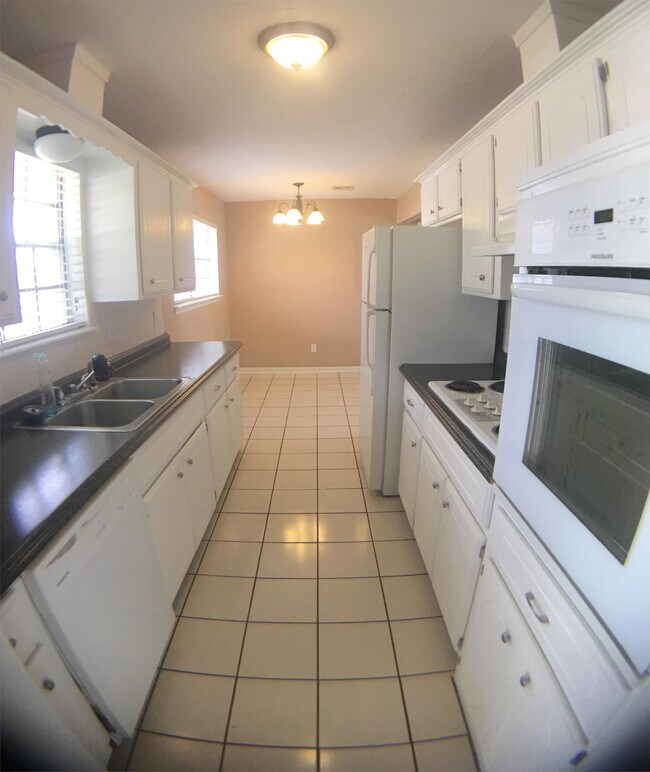 Photo - 1401 High Meadows Dr