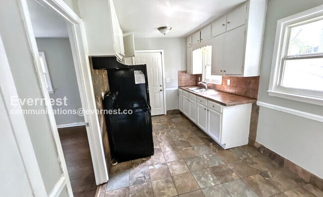 Photo - 1225 Linwood St