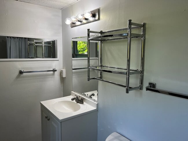 Photo - 222 Douglas Ave