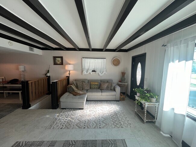 Photo - 1270 Riverbreeze Blvd