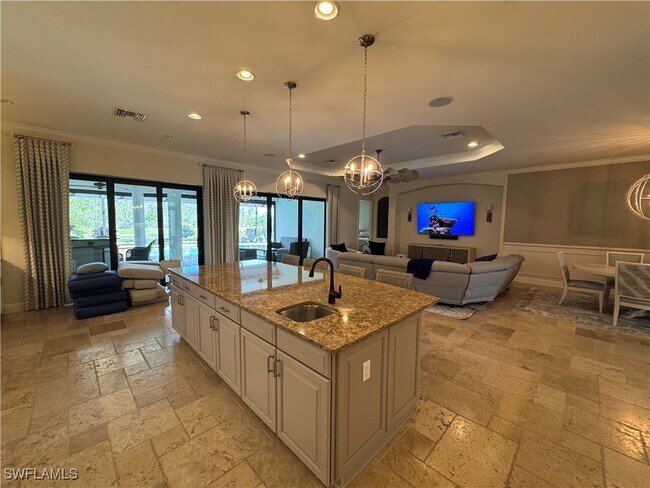 Photo - 9470 Galliano Ter