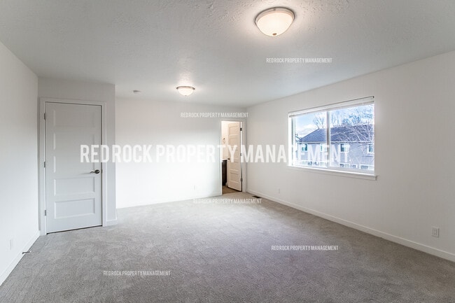 Photo - 1122 N Davis Ln