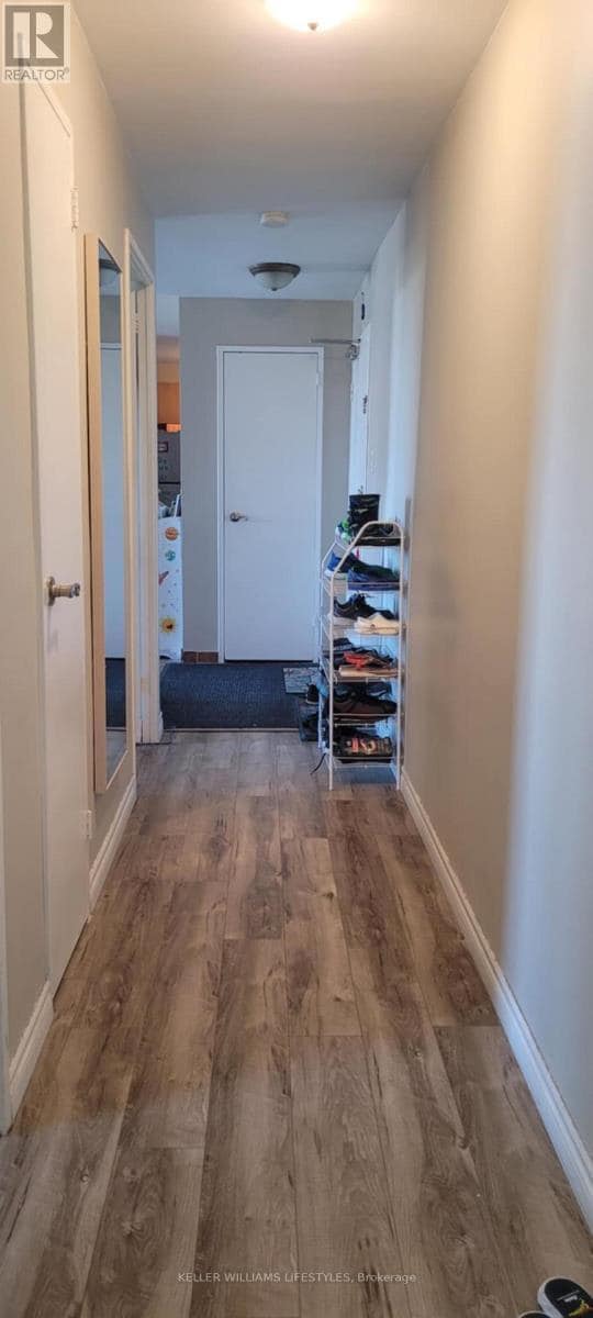 Photo - 931 Wonderland Rd S Unité 1002