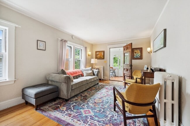 Photo - 103 Leonard St