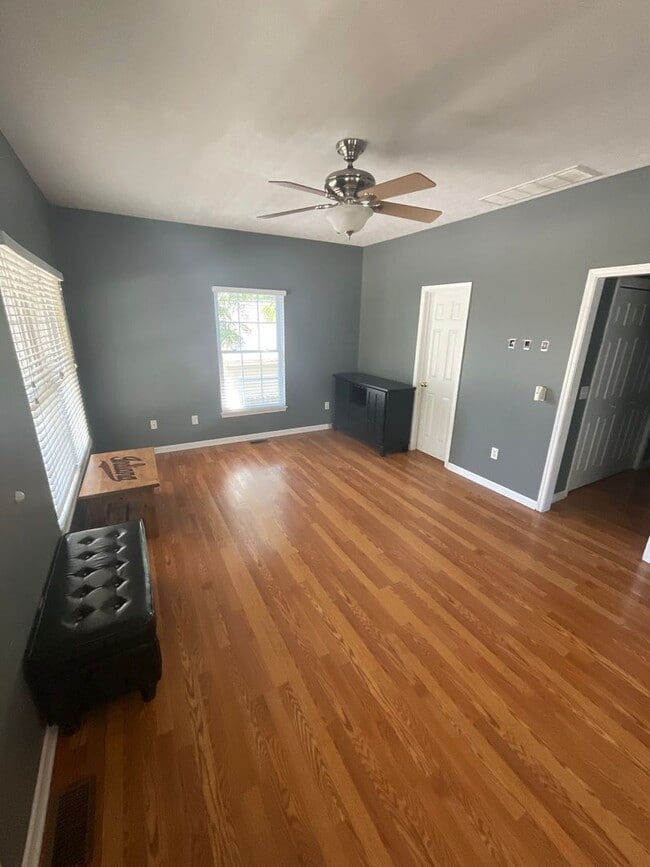 Photo - ****AVAILABLE AUGUST 2027**** Large 3 bed, 3 bath House with fenced yard