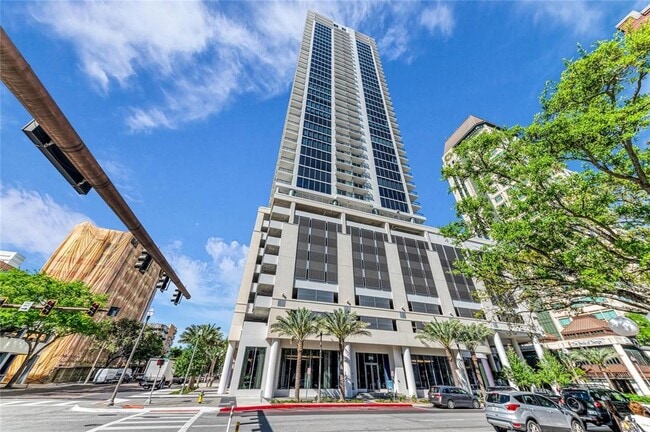 Photo - 275 1st Ave S Unit 1904