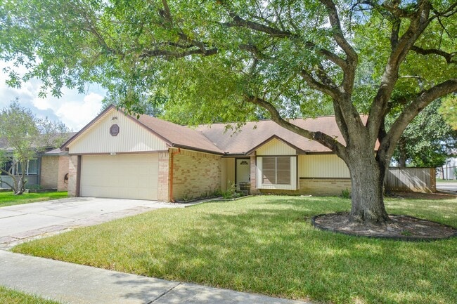 Photo - 19331 Nasworthy Dr