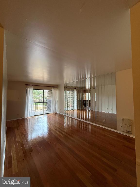 Photo - 11214 Cherry Hill Rd Unidad 199