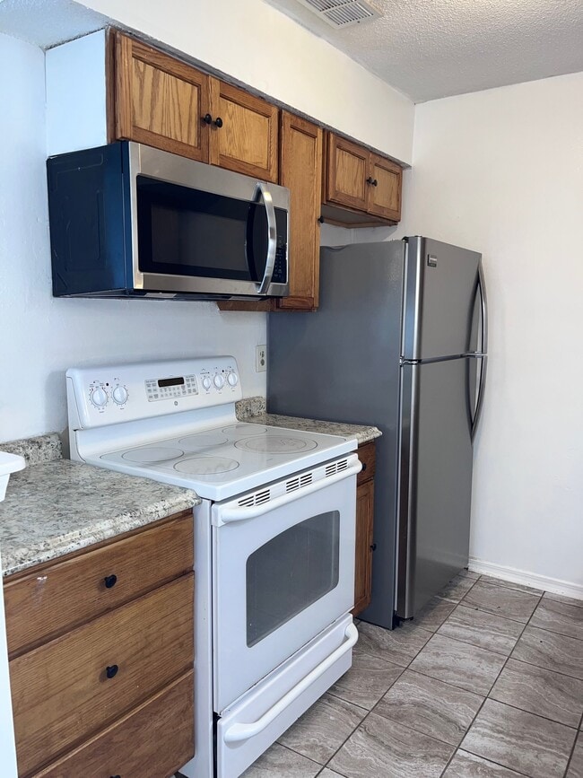 Photo - 50 Fulton Ave Unit 50 Fulton Ave F21