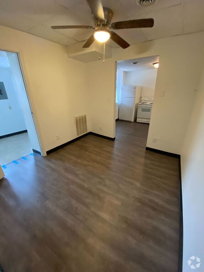 Building Photo - 934 5th Ave Unit 934 5th Ave Apt 2