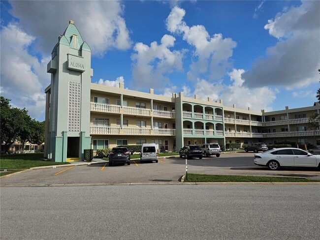 Building Photo - 2331 Finlandia Ln Unit 37