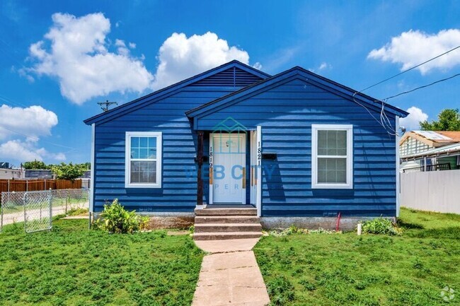 Building Photo - 1821 Lea Crest Dr Rental