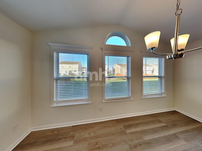 Photo - 62 Henderson Ln