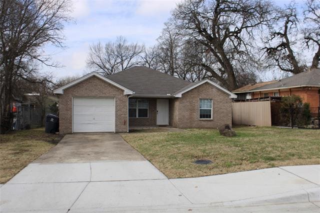 Building Photo - 421 Myers Cir