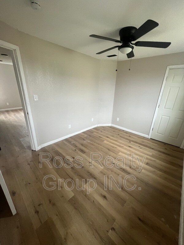 Photo - 1441 N Erie St Unit Top