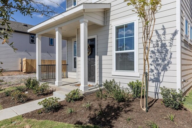 Photo - 120 Hartson Dr