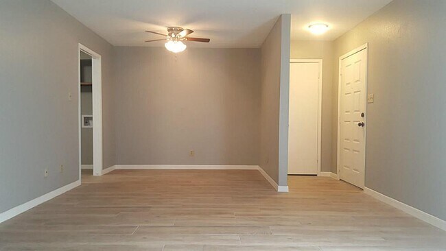 Photo - 6401 Deihl Rd Unit 1006