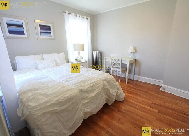 Photo - 62 Litchfield St