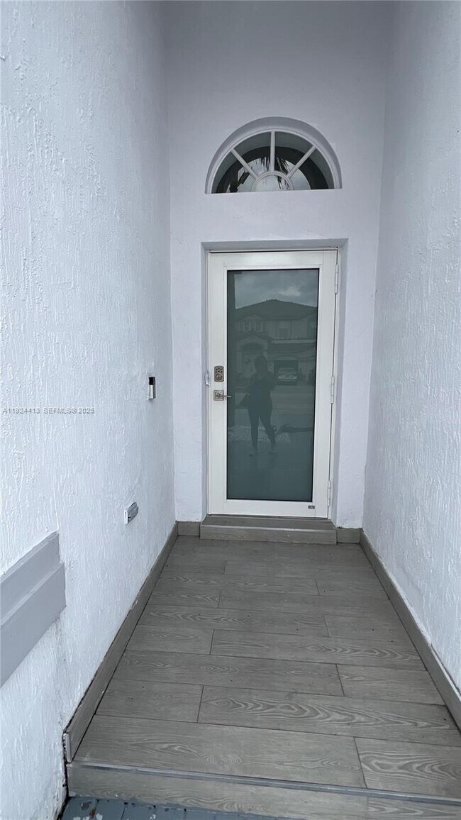 Photo - 15446 SW 23rd Ln