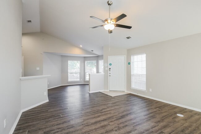 Photo - 1125 Browntop St