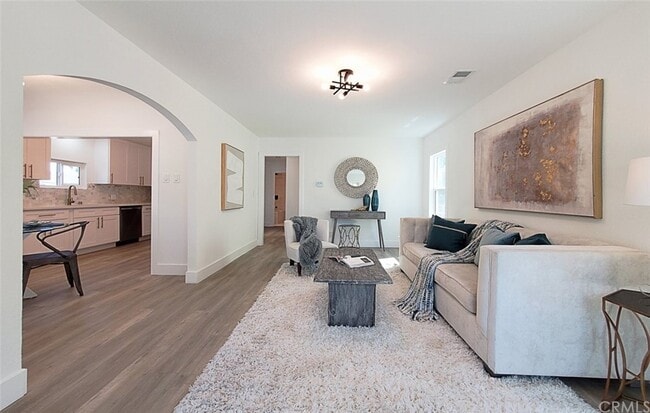 Photo - 1306 W G St Casa
