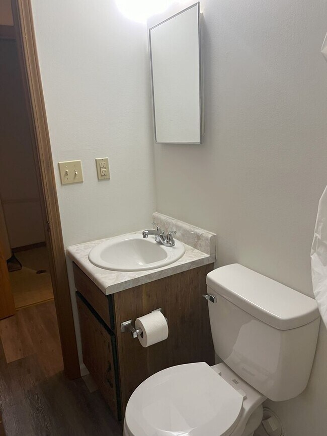 Photo - 8 W 10th St Unit APT C