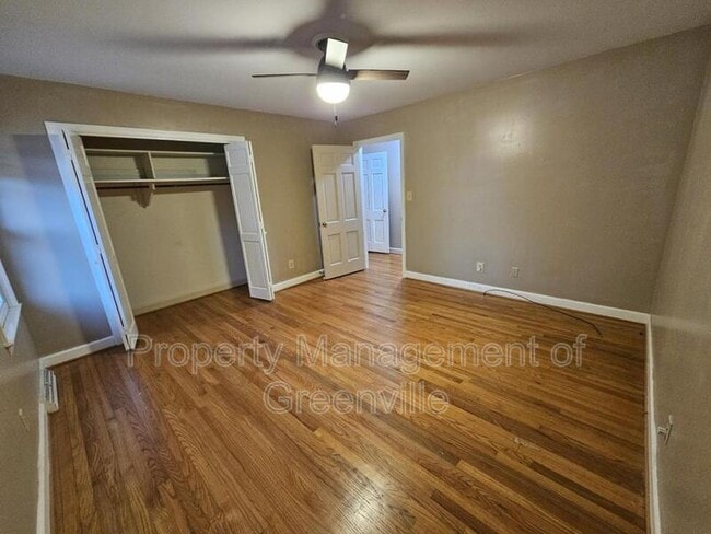 Photo - 104 S Orchard Dr