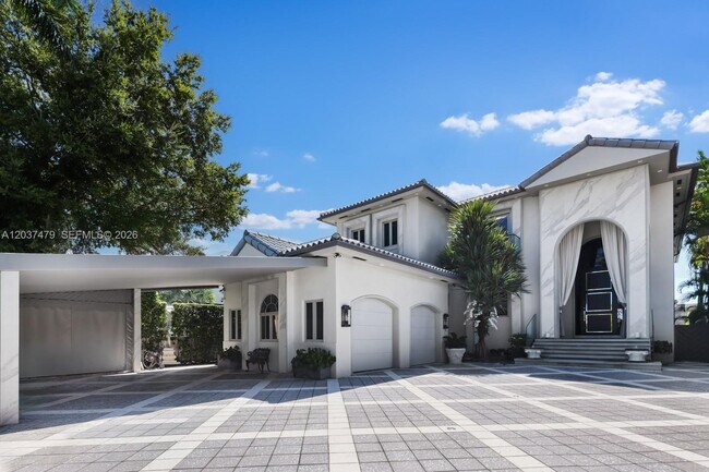 Photo - 176 S Hibiscus Dr