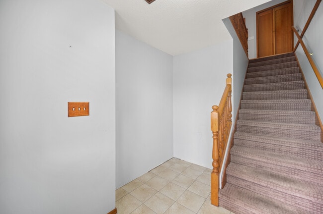 Photo - 3639 Dunsmuir Way