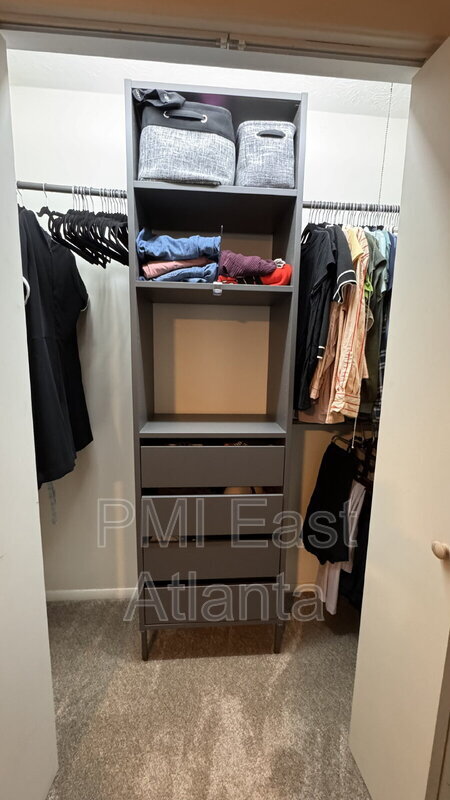 Photo - 512 Tuxworth Cir