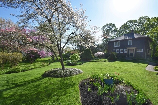 Photo - 36 Evergreen Ave