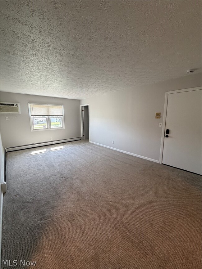 Photo - 118 Carter Cir Unit 3