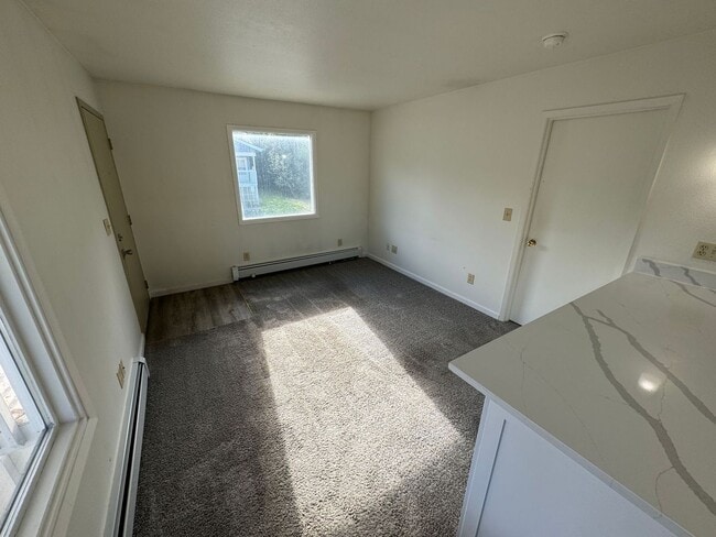 Photo - 1 BD, 1 BA Apartment Nestled Back on a Cul-de-Sac Unit 4006 #12