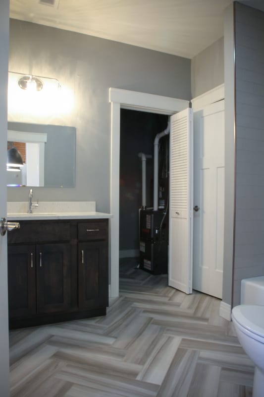 Photo - 218 E 7th St Unit 104