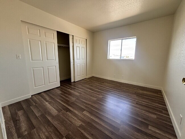 2 Bedroom, 1 Bathroom Home Available Now