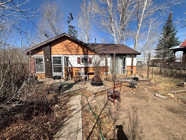 Photo - 857 N Hodgeman St