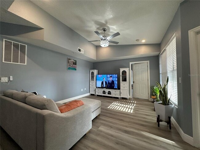 Photo - 5554 Metrowest Blvd Unit 4-312