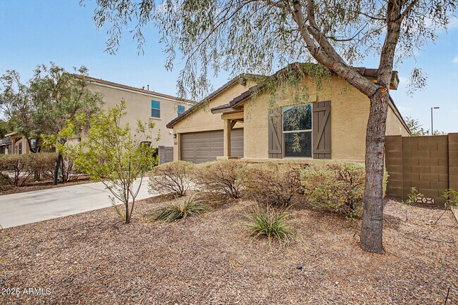 Photo - 21415 W Holly St