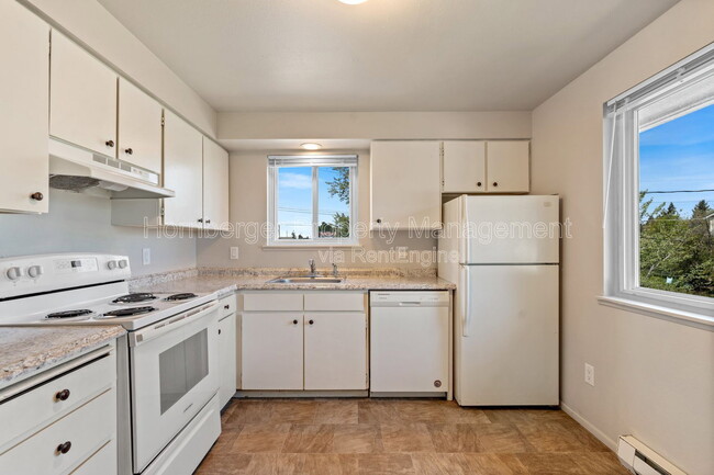 Building Photo - 3203 N Smith St Unit 12