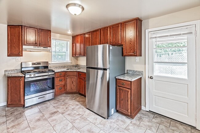Photo - 3 bedroom, 1 bath townhome in Hedgeville