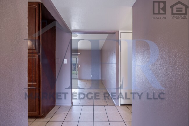 Photo - 5Bed/2Bath Home at 35th Ave/Cactus! $1799 ...