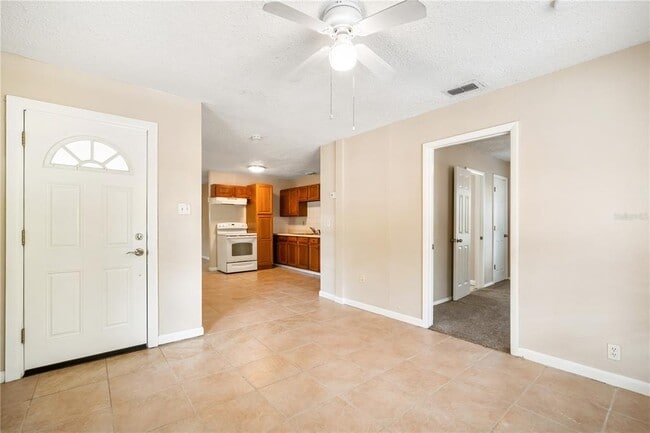 Photo - 708 E Brawin Ave