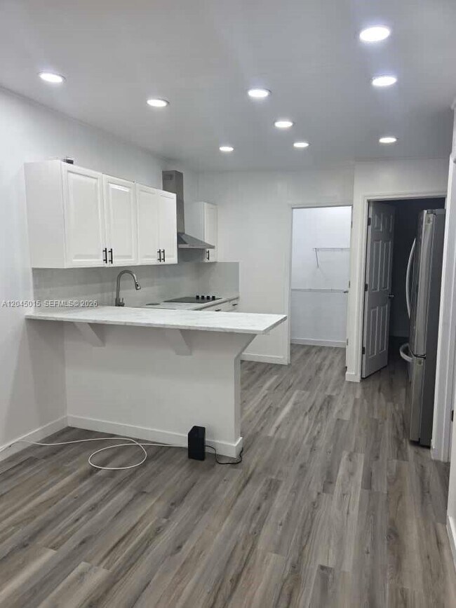 Photo - 23 Miami Gardens Rd
