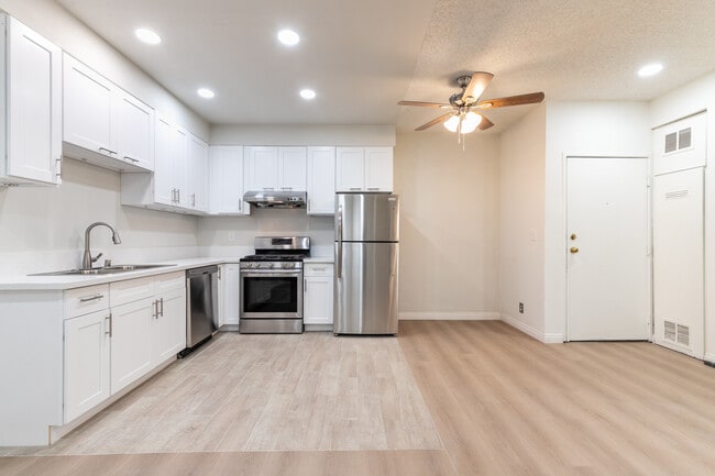 Photo - 1138 Grand View S St Unidad 101