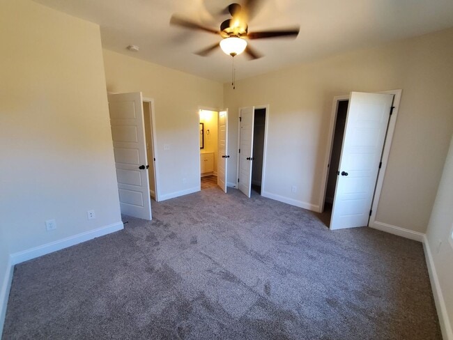 Photo - 449 Oak St Unit 449 Oak St #3